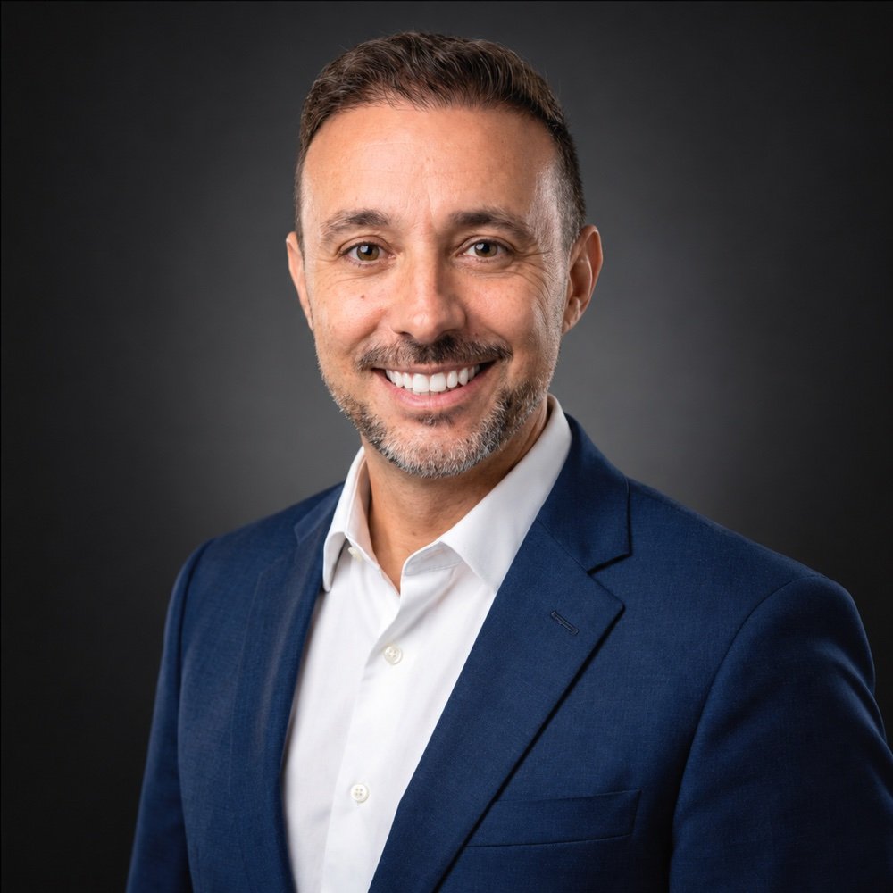Retrato profissional de João Rodrigues, formador da Webhook — AI Training